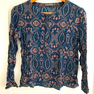 Very pretty Antik Batik tie-dye-style top. 100% viscose. Size M.